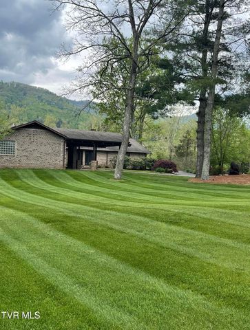 426 River Island Road, Elizabethton, TN 37643