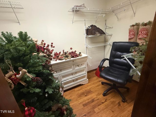 426 River Island Road, Elizabethton, TN 37643