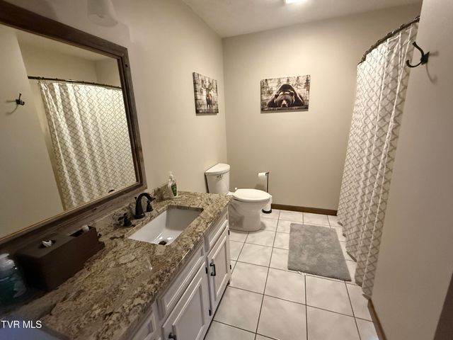 426 River Island Road, Elizabethton, TN 37643