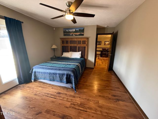 426 River Island Road, Elizabethton, TN 37643