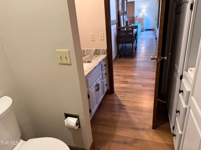 426 River Island Road, Elizabethton, TN 37643