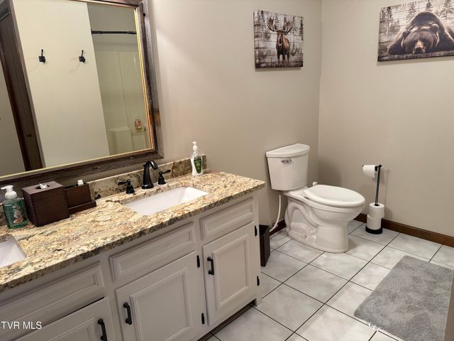 426 River Island Road, Elizabethton, TN 37643