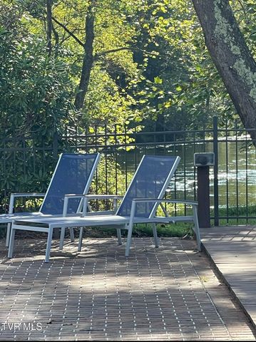 426 River Island Road, Elizabethton, TN 37643