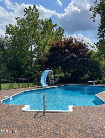 426 River Island Road, Elizabethton, TN 37643