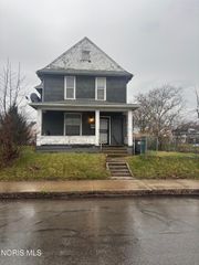 714 Oak Street, Toledo, OH 43605