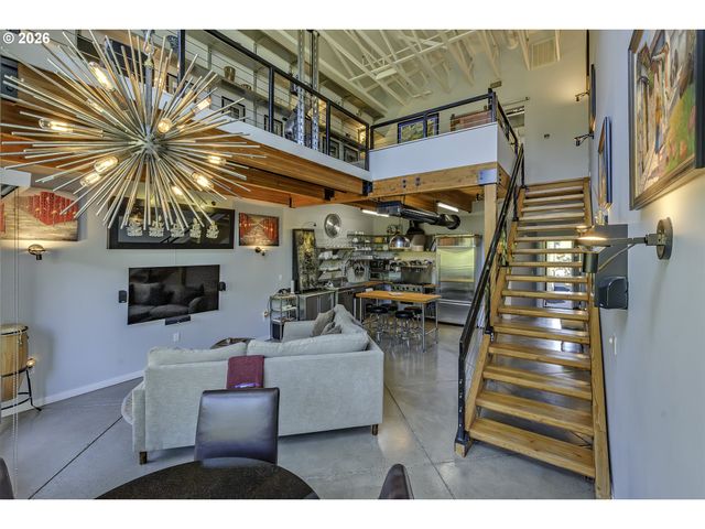 1371 Ne ORENCO STATION Pkwy 14, Hillsboro, OR 97124