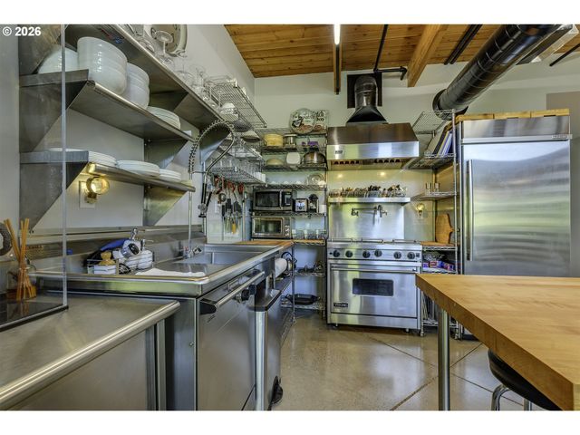 1371 Ne ORENCO STATION Pkwy 14, Hillsboro, OR 97124