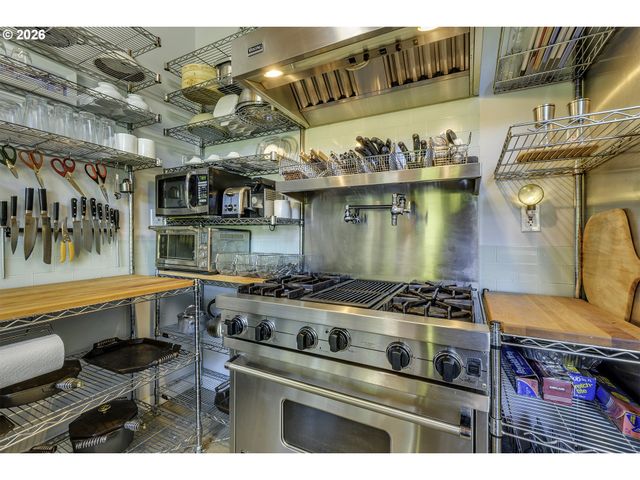1371 Ne ORENCO STATION Pkwy 14, Hillsboro, OR 97124
