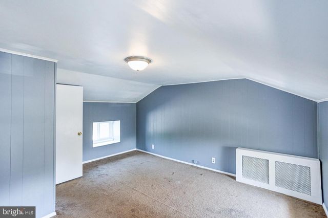 64 BLANCHARD RD, Drexel Hill, PA 19026