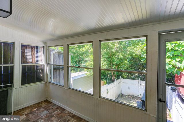 64 BLANCHARD RD, Drexel Hill, PA 19026