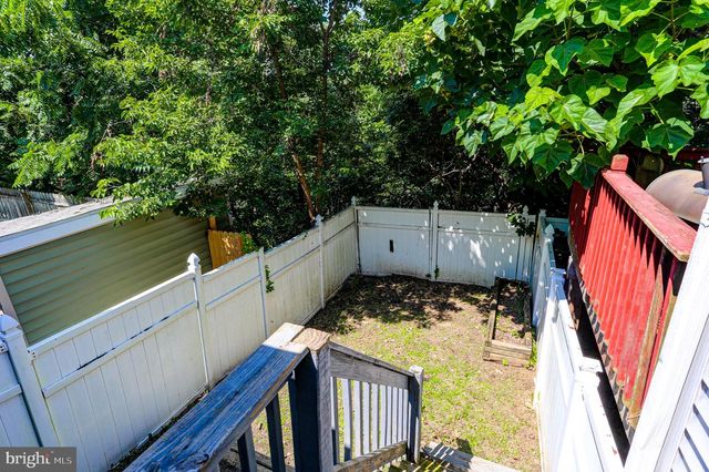 64 BLANCHARD RD, Drexel Hill, PA 19026