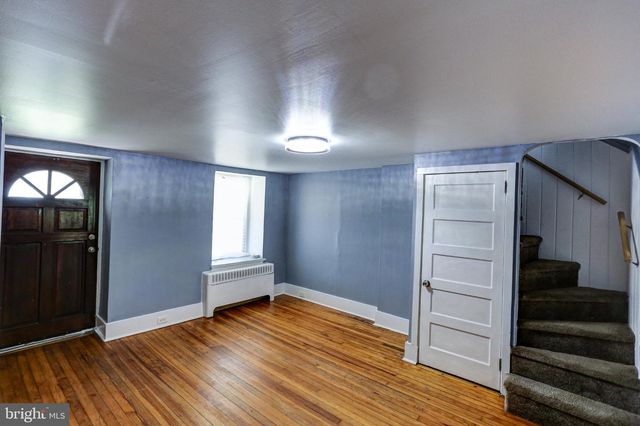 64 BLANCHARD RD, Drexel Hill, PA 19026