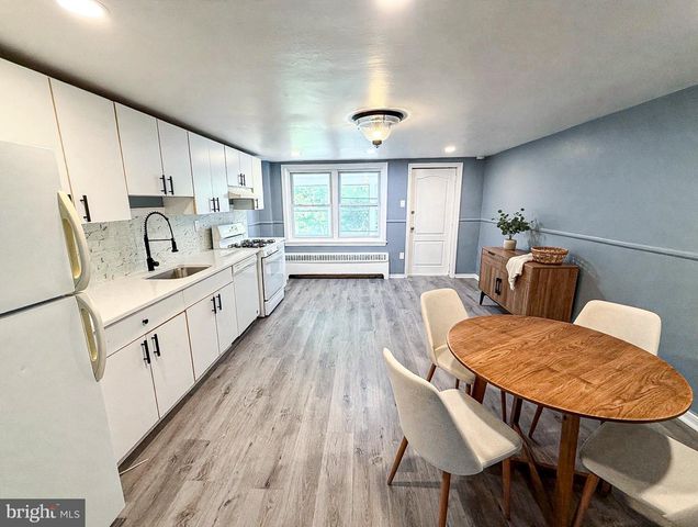 64 BLANCHARD RD, Drexel Hill, PA 19026