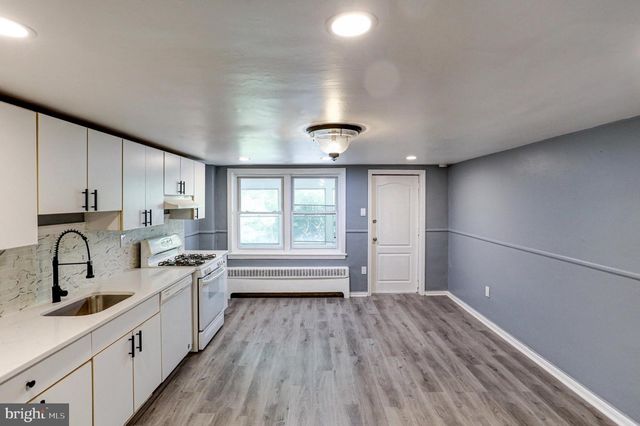 64 BLANCHARD RD, Drexel Hill, PA 19026