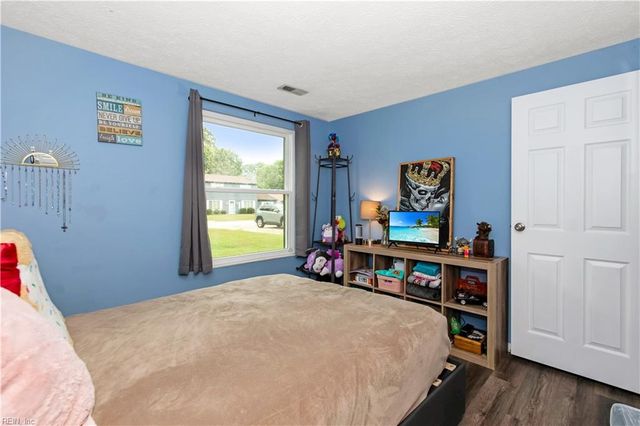 478 Michael Irvin DR, Newport News, VA 23608