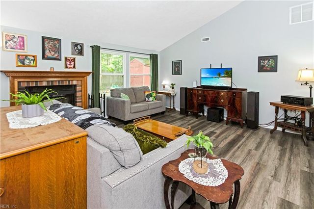 478 Michael Irvin DR, Newport News, VA 23608
