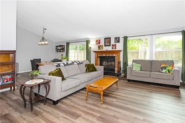 478 Michael Irvin DR, Newport News, VA 23608