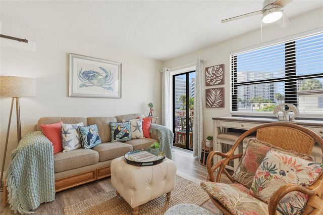 6800 SUNSET WAY 106, St Pete Beach, FL 33706