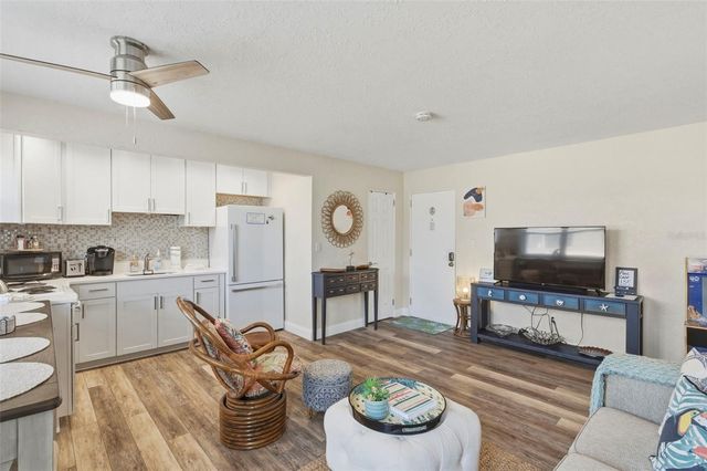 6800 SUNSET WAY 106, St Pete Beach, FL 33706