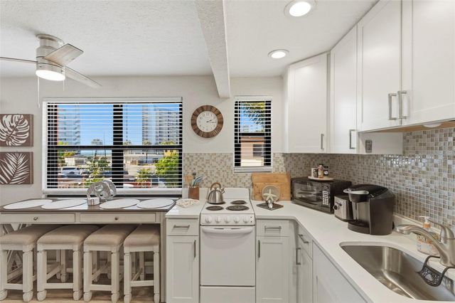 6800 SUNSET WAY 106, St Pete Beach, FL 33706