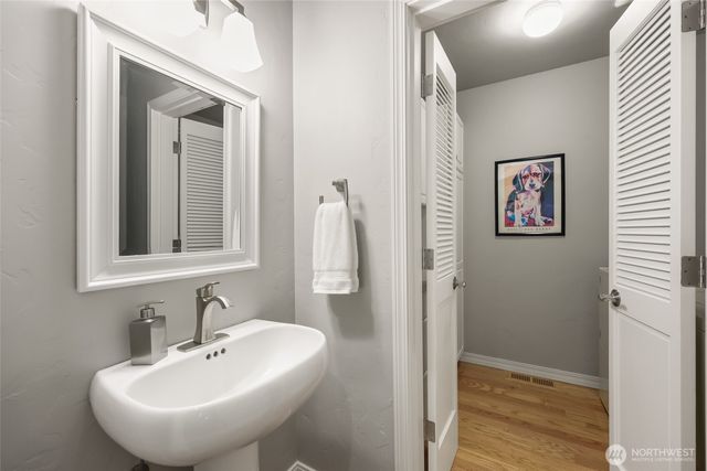 6605 Riviera Court SE, Lacey, WA 98513