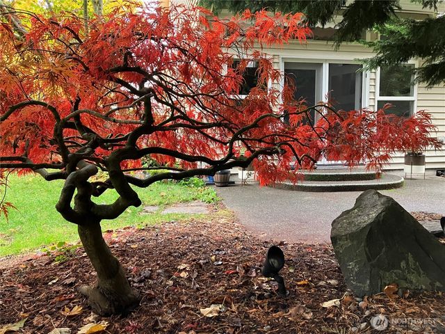 6605 Riviera Court SE, Lacey, WA 98513