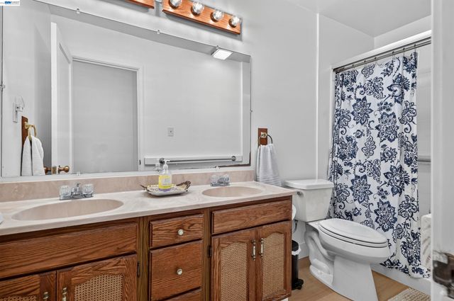 1282 Chapel Ave, San Leandro, CA 94579