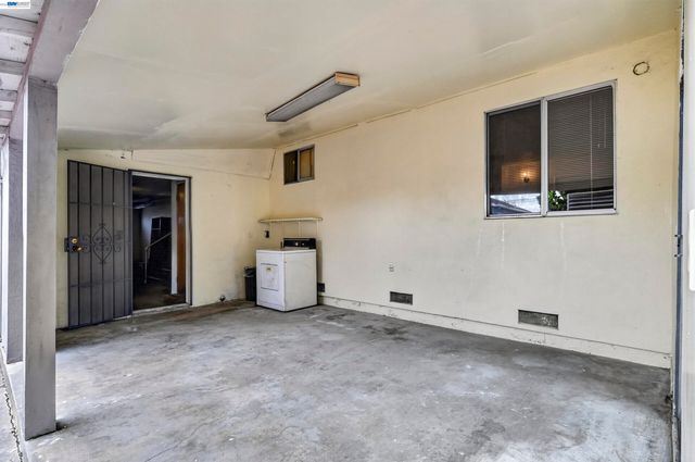 1282 Chapel Ave, San Leandro, CA 94579