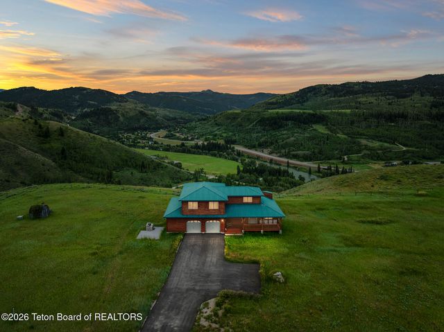 7585 S SQUAW CREEK Road, Jackson, WY 83001