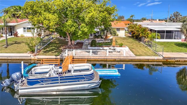 4237 HEADSAIL DRIVE, New Port Richey, FL 34652