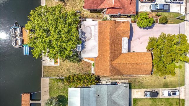 4237 HEADSAIL DRIVE, New Port Richey, FL 34652