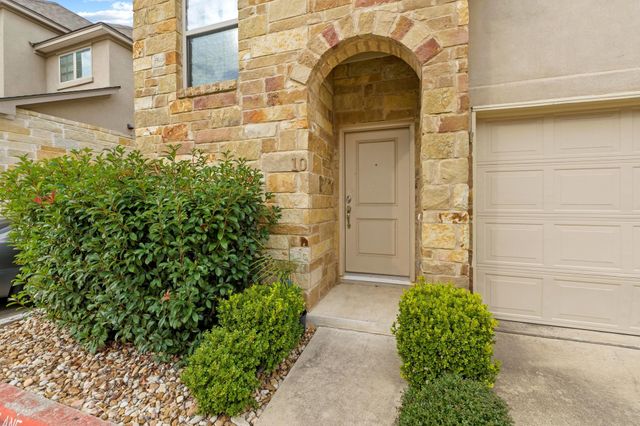 13001 Hymeadow DR 10, Austin, TX 78729