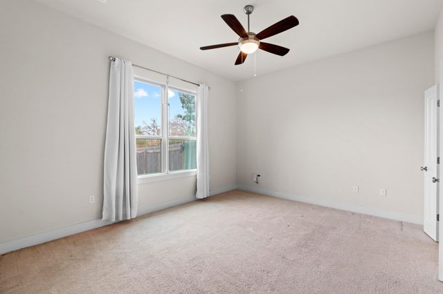 13001 Hymeadow DR 10, Austin, TX 78729