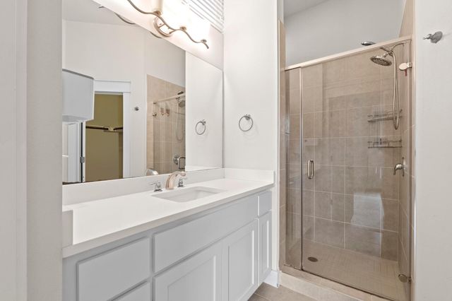 13001 Hymeadow DR 10, Austin, TX 78729