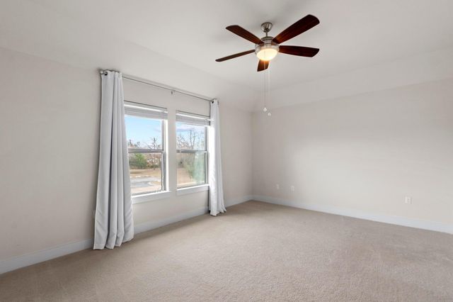 13001 Hymeadow DR 10, Austin, TX 78729