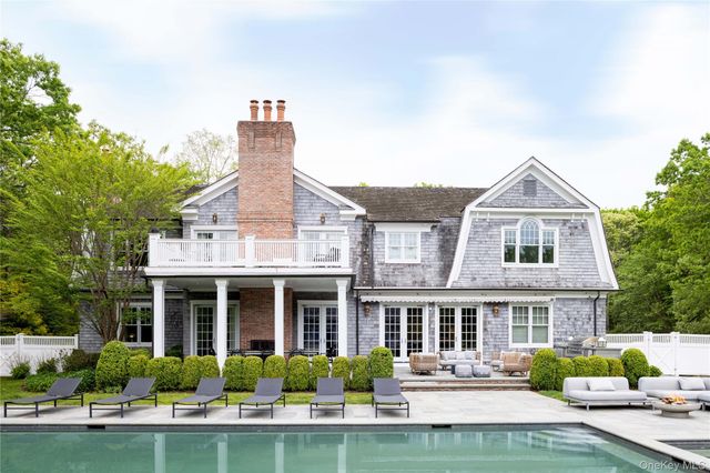 486 Middle Line Highway, Bridgehampton, NY 11932