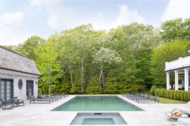 486 Middle Line Highway, Bridgehampton, NY 11932