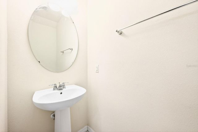 1096 PAVIA DRIVE, Apopka, FL 32703