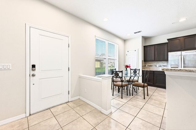 1096 PAVIA DRIVE, Apopka, FL 32703