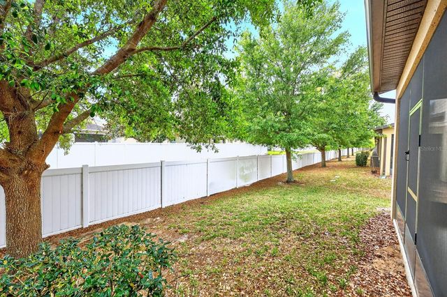 1096 PAVIA DRIVE, Apopka, FL 32703