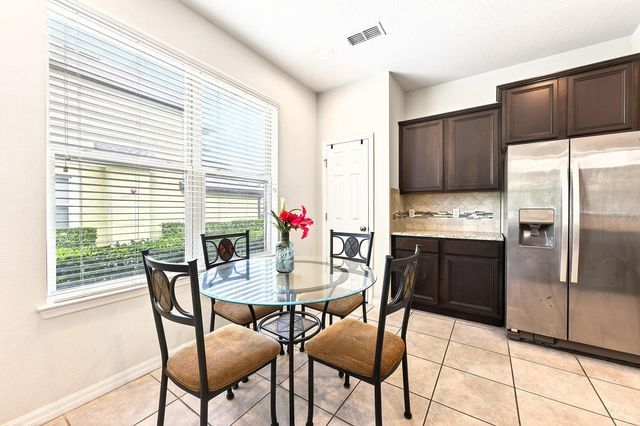 1096 PAVIA DRIVE, Apopka, FL 32703