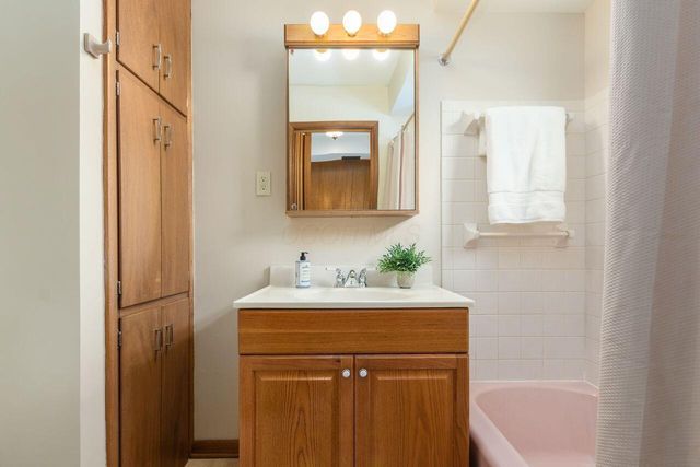 1811 Hove Road, Columbus, OH 43221