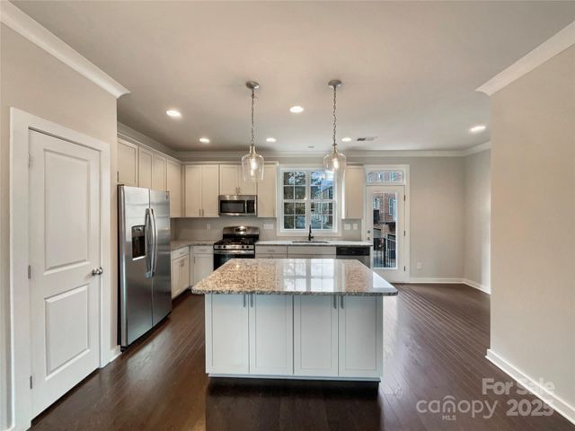 2321 Silver Crescent Drive, Charlotte, NC 28273