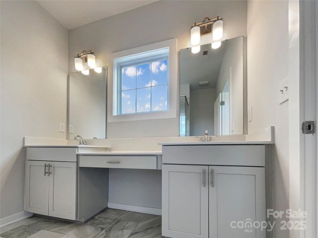 2321 Silver Crescent Drive, Charlotte, NC 28273