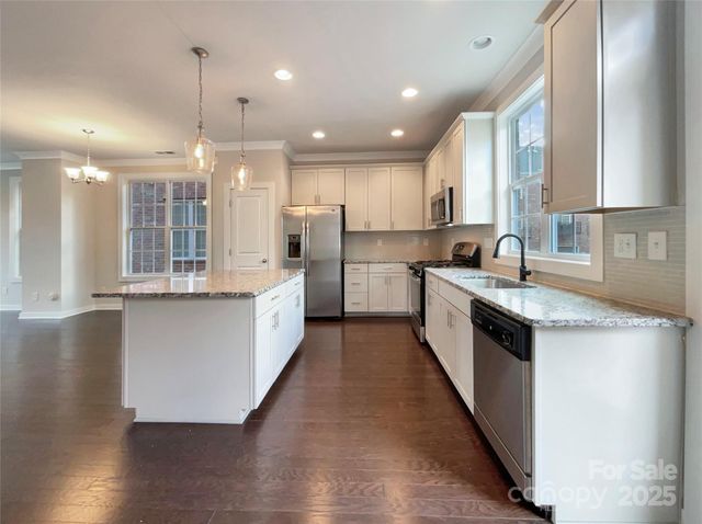 2321 Silver Crescent Drive, Charlotte, NC 28273