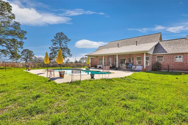 1619 County Road 612, Dayton, TX 77535