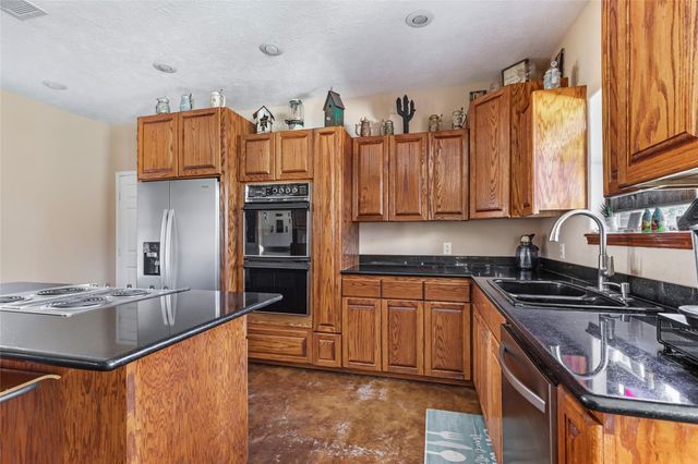 1619 County Road 612, Dayton, TX 77535
