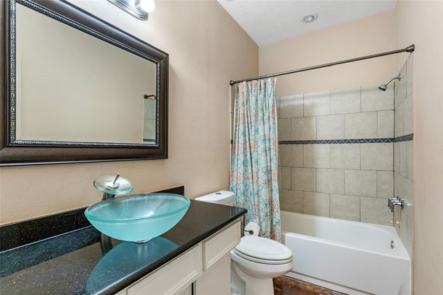 1619 County Road 612, Dayton, TX 77535