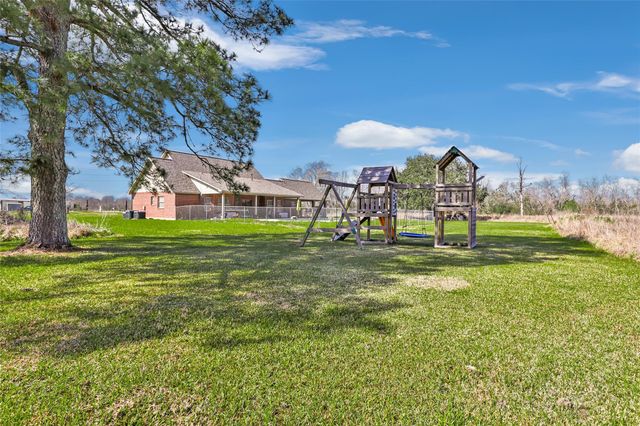 1619 County Road 612, Dayton, TX 77535