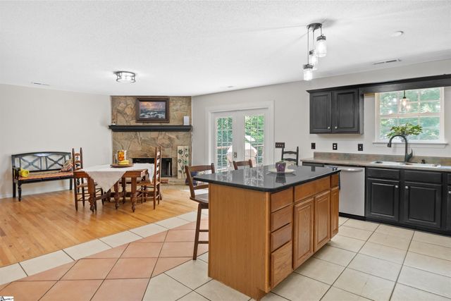 181 Crowe Creek Church Road, Six Mile, SC 29682